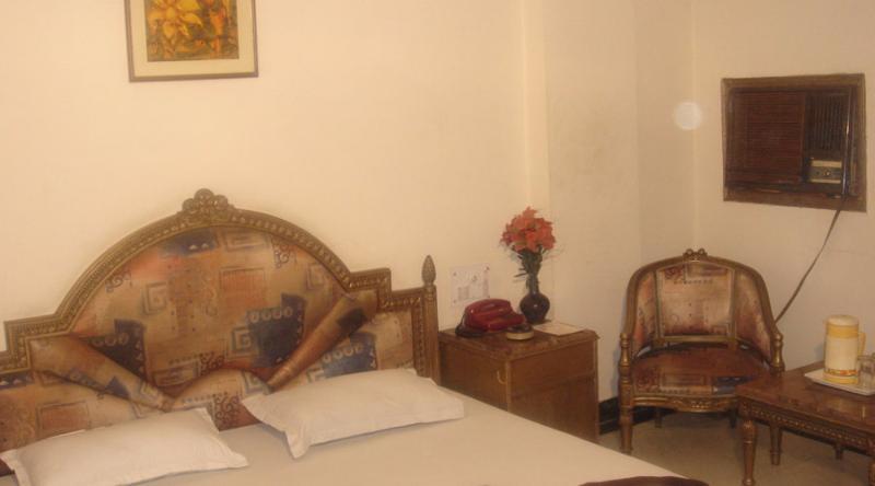 Hotel Sunshine Delhi  Exterior photo